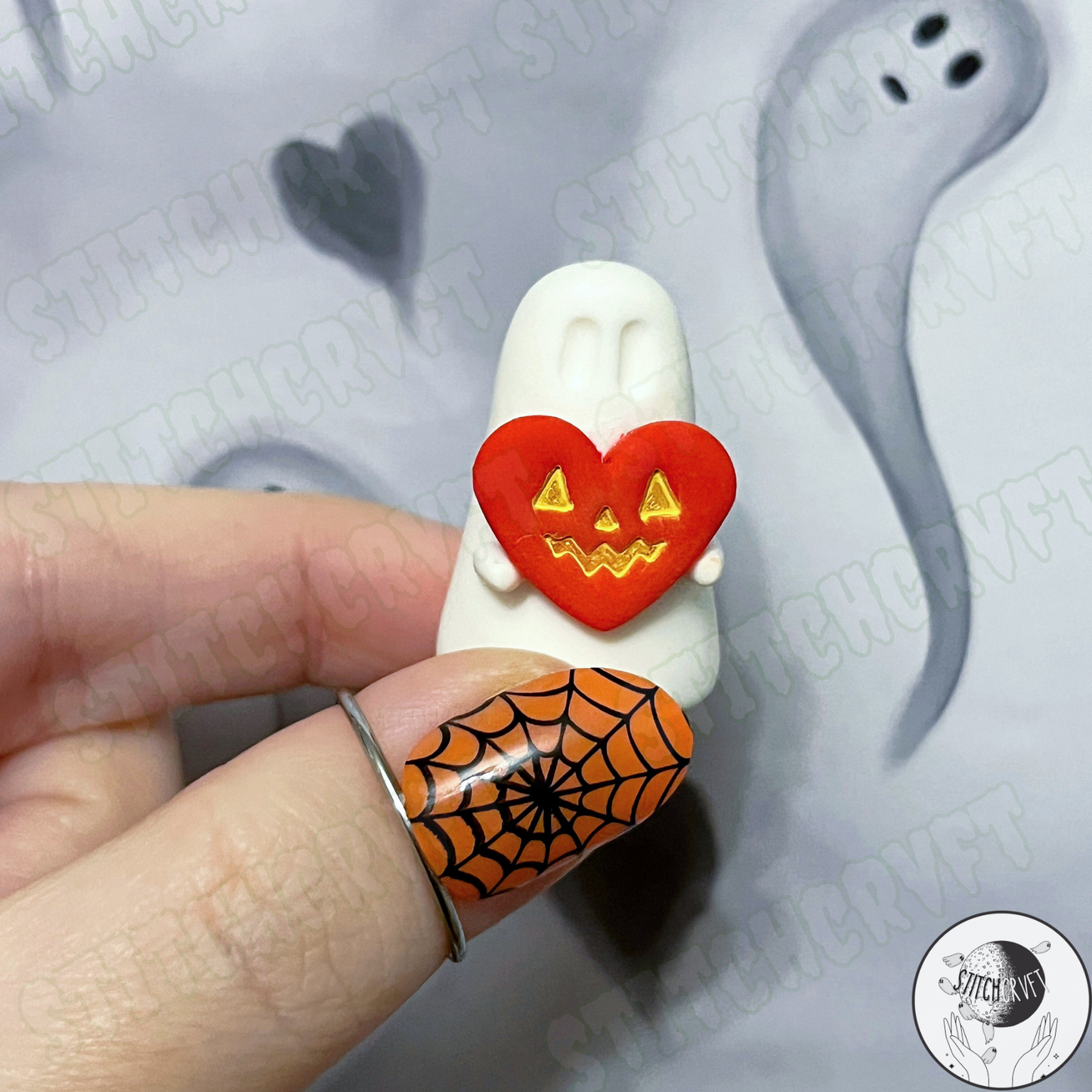 Ghost holding tiny jack-o-heart | Handmade to order