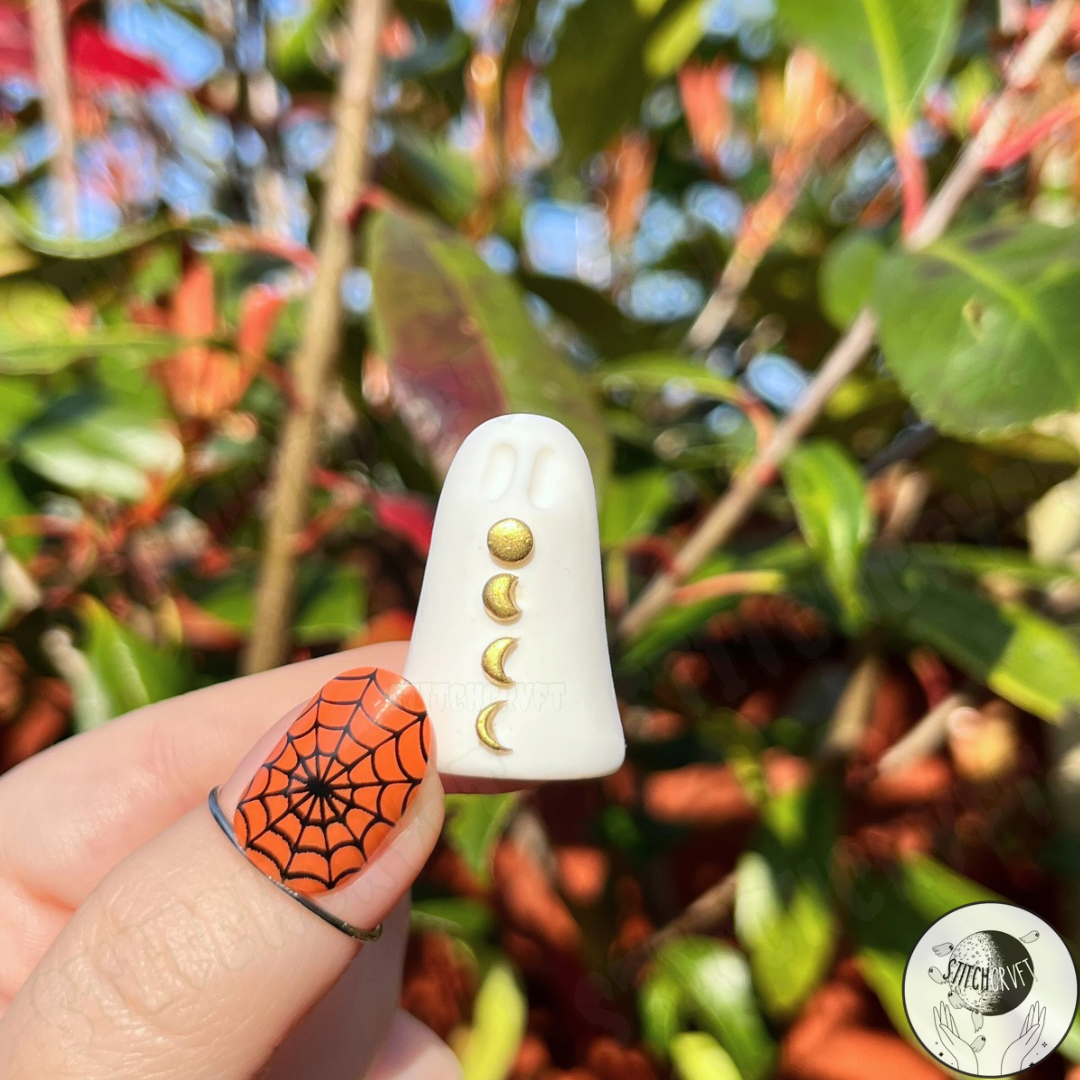 Moonphase ghost | Made to order