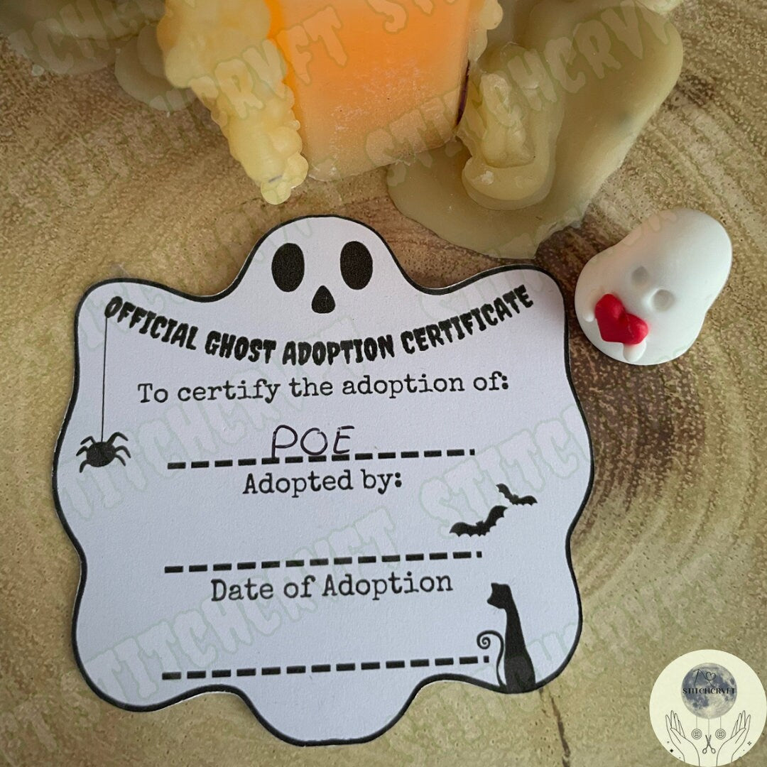 Ghost holding tiny gingerbread | Handmade to order