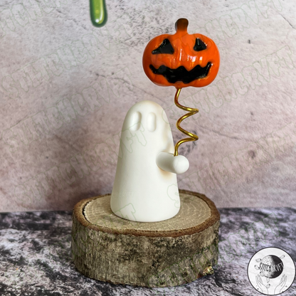 Ghost holding pumpkin balloon | Made to order