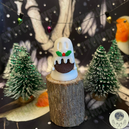 Spookmas Ghost holding tiny christmas pudding| Handmade to order