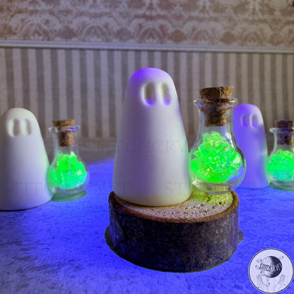 Uranium vial ghost | PRE-ORDER