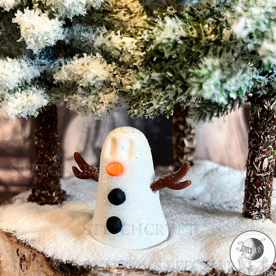 Glittering snowghost | Handmade to order