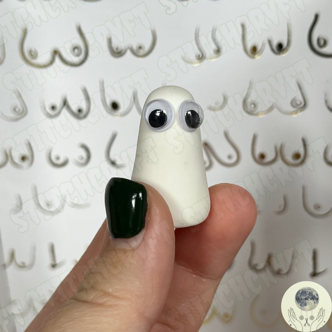 Ghost with googly eyes | Handmade to order