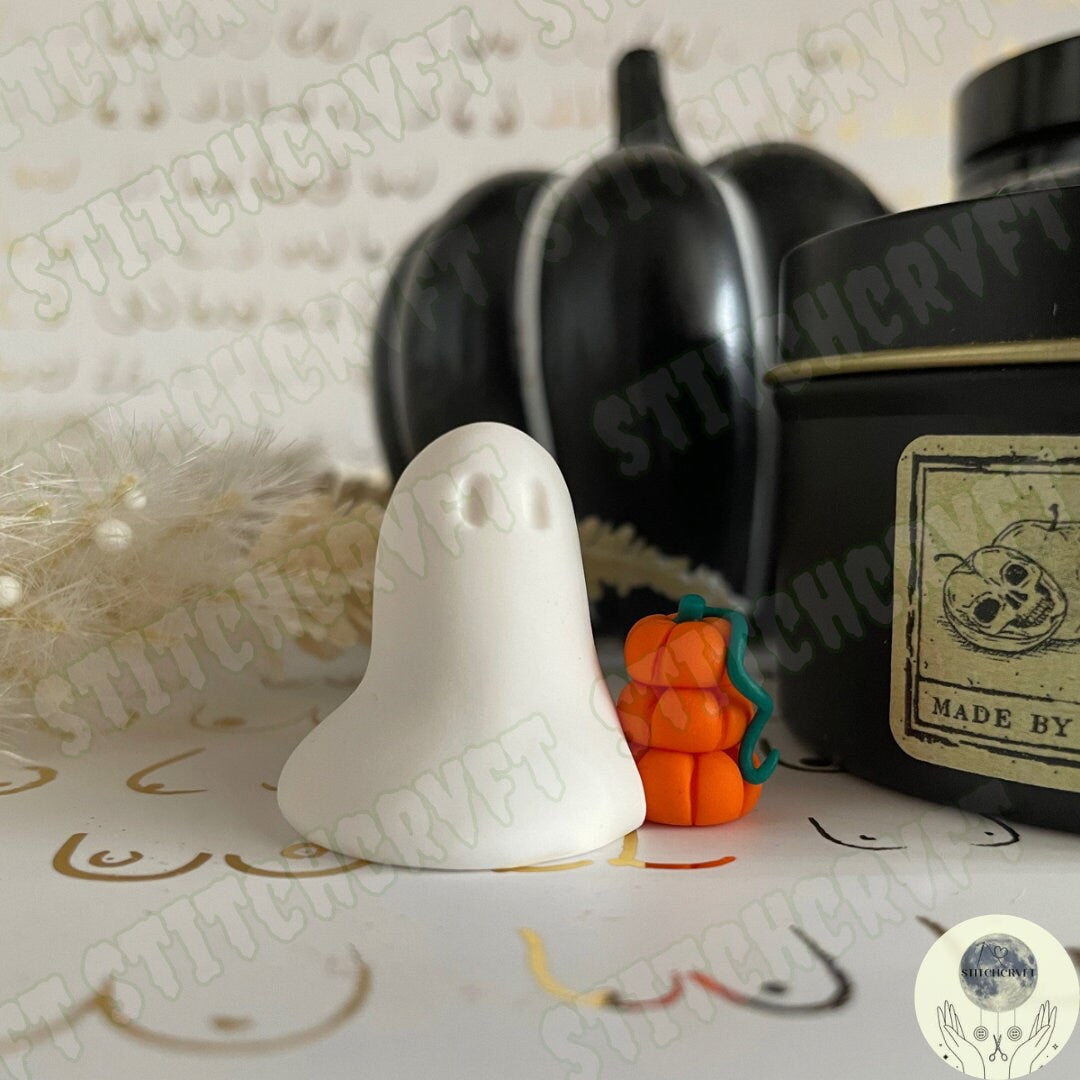 Ghost with stack of pumpkins | Handmade to order